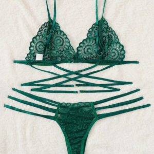 Set de Lencería de aberturas y tiras cruzadas (Talla L)
